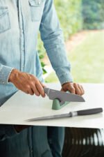 Knife sharpener with two stages green - Image 3